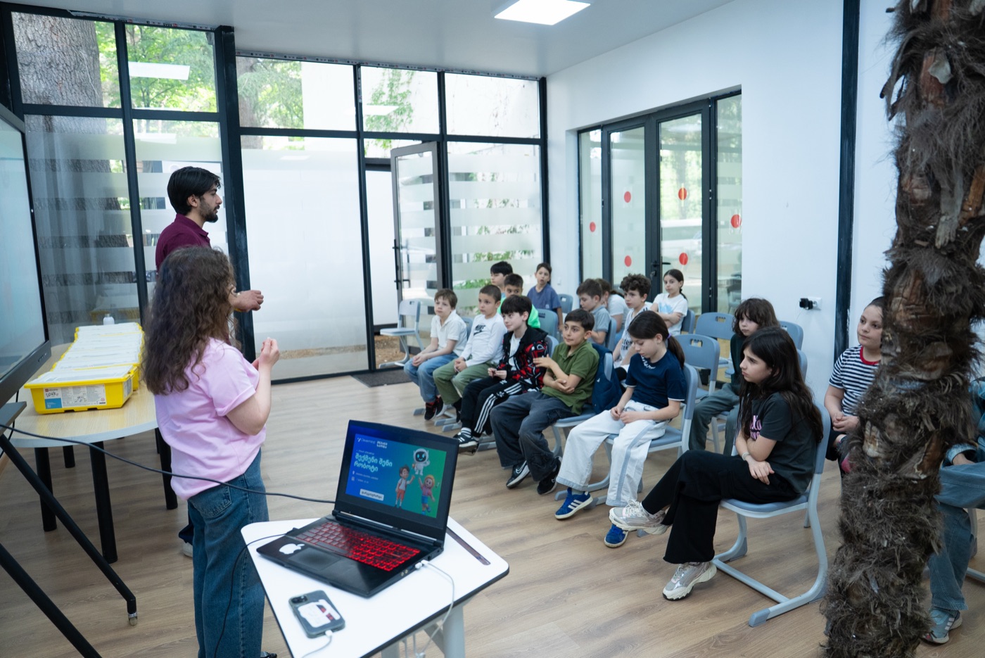A Clevermind Academy class in session